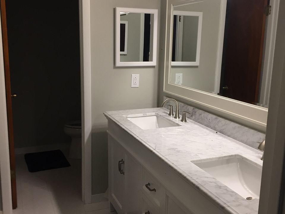 2nd image of 4040 SW 21st Ln