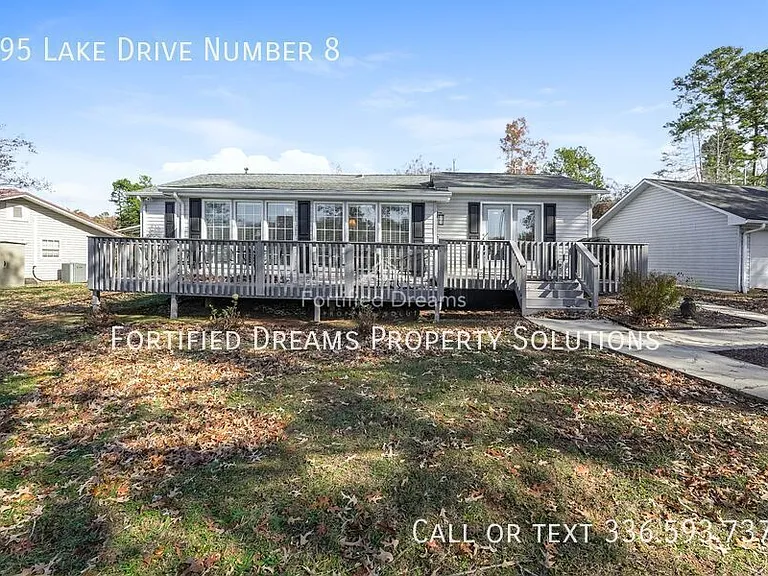395 Lake Dr #8 — Photo 28