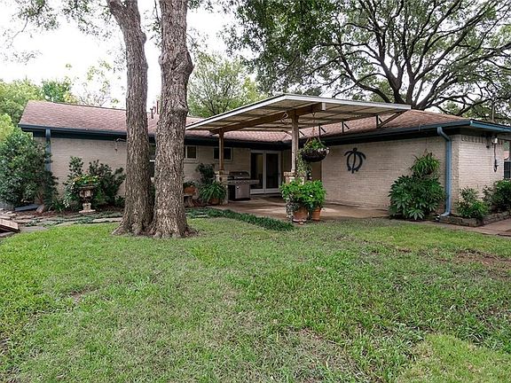 4th image of 2941 Sinbad Cir