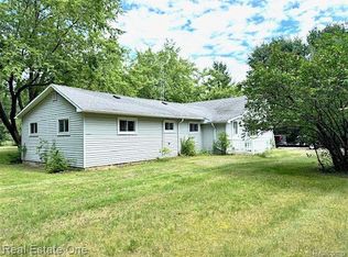 566 Townline Rd, Tawas City, MI 48763