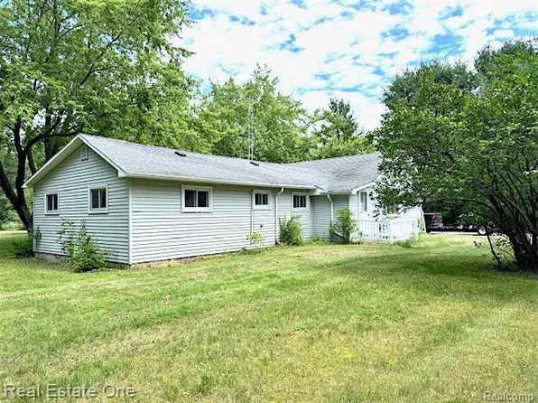 566 Townline Rd, Tawas City, MI 48763