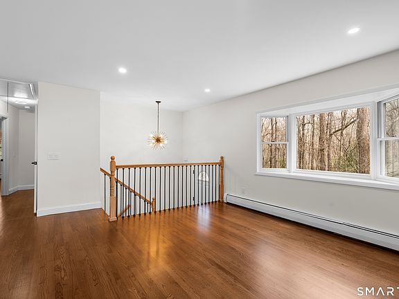 4th image of 70 Dayton Road