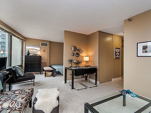 5th image of 440 N Wabash Ave APT 2101