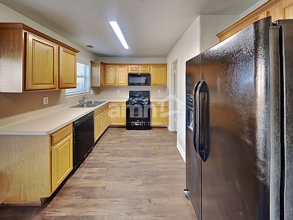 3rd image of 26114 Cypresswood Dr