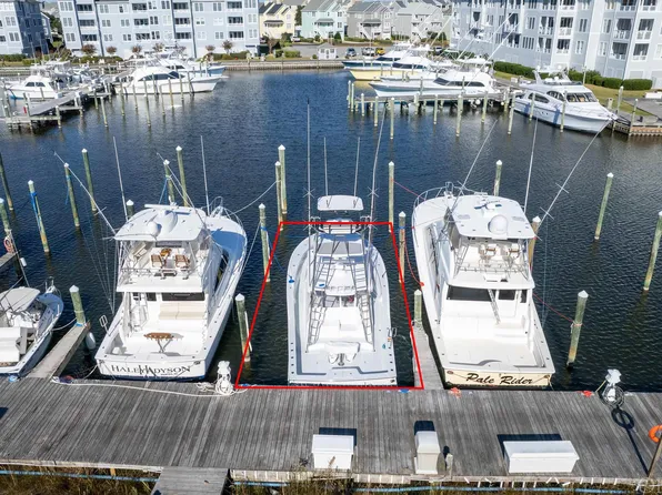 187 Yacht Club Ct #187, Manteo, NC 27954