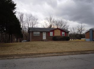 502 Appleton Dr, Clarksville, TN 37042