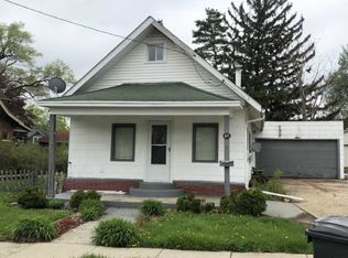 621 S Main St, Belvidere, IL 61008