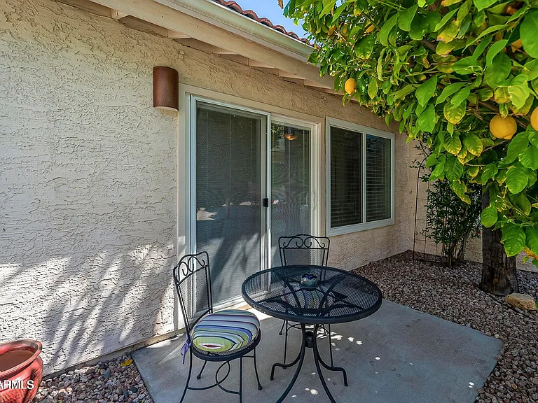 11055 E Clinton St — Photo 36