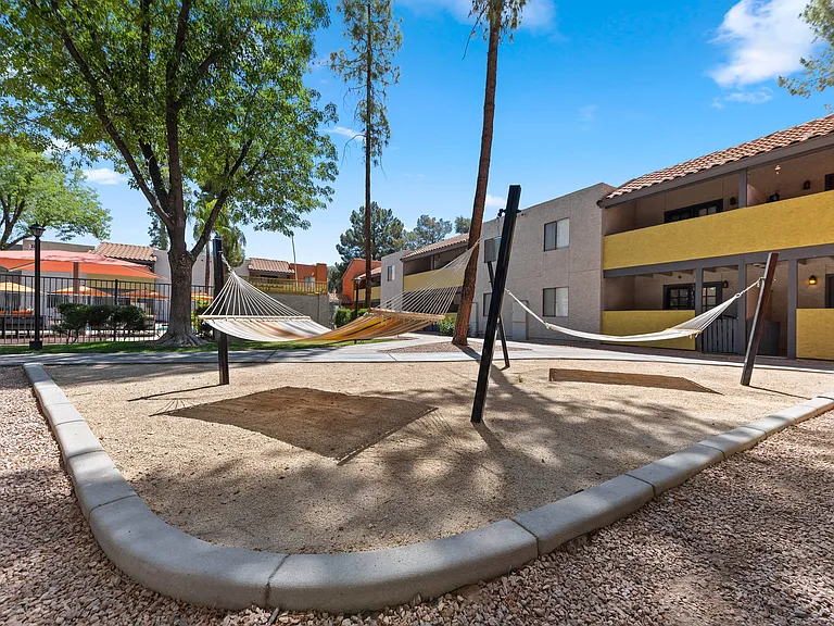 Villatree Apartments — Photo 18