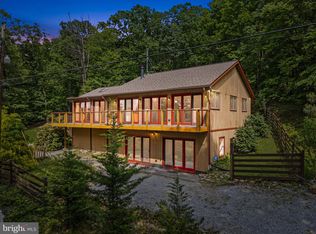 800 Valley View Rd, Harpers Ferry, WV 25425