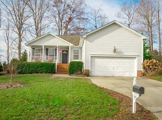 14643 Holding Pond Ct, Midlothian, VA 23112