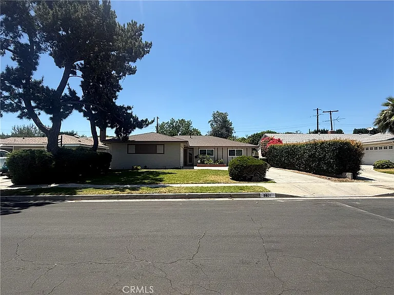 9671 Geyser Ave — Photo 15