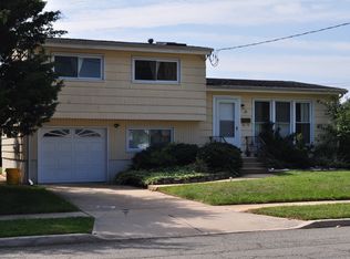 63 Grace Dr, Old Bridge, NJ 08857