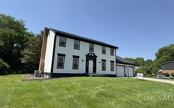 2nd image of 3042 Woodside Dr