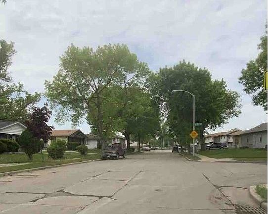Exterior Neighborhood (street photo)