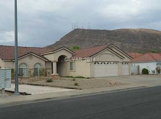 325 W Country Club Dr, Henderson, NV 89015