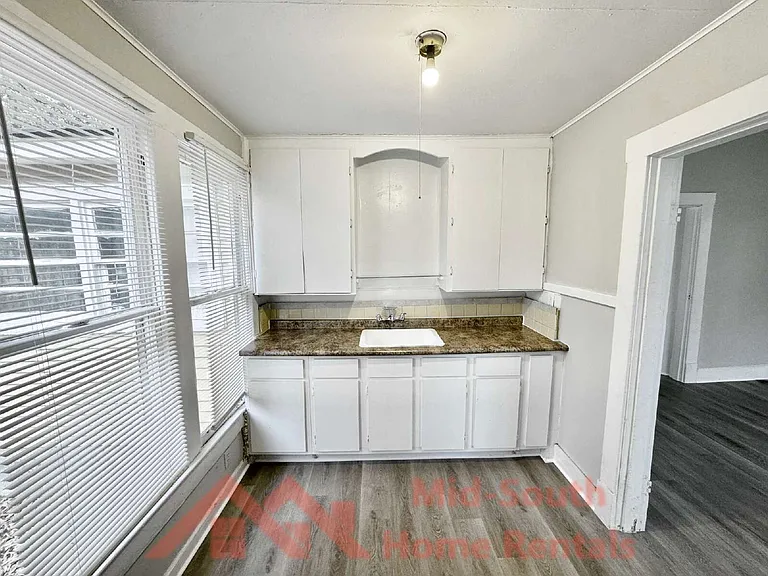 3592 Vivia Ave — Photo 12