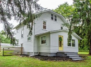 3393 Vanderhoof Rd, New Franklin, OH 44203