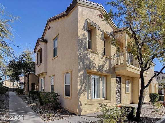 3rd image of 8528 Lawsonia Ct