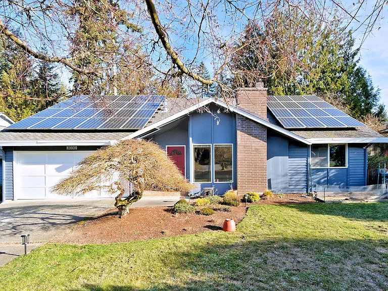 3030 168th Pl NE — Photo 1
