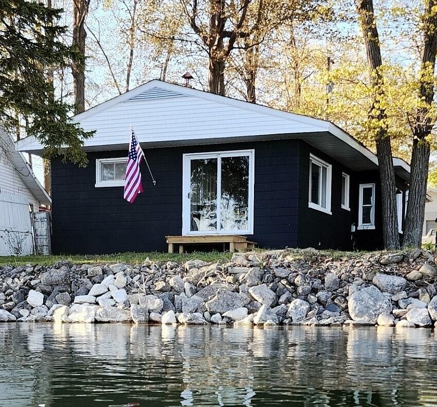 18559 Maple Dr, Alpena, MI 49707 | Zillow