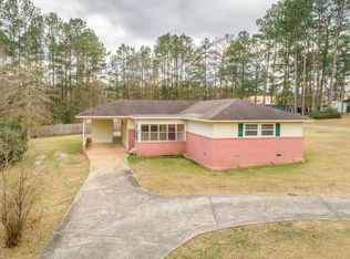 713 Mulberry St, Purvis, MS 39475