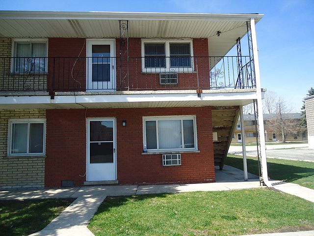 1st image of 8244 W 87th St APT 12