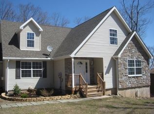 26 Brunswicke Dr, Mount Pocono, PA