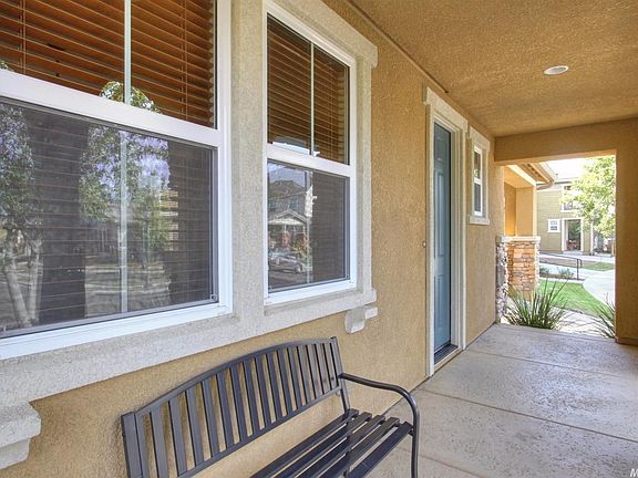 3rd image of 2554 Allen Cir