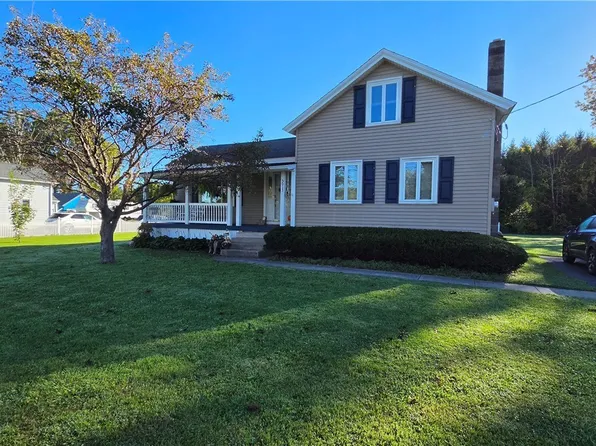 5013 S Gravel Rd, Medina, NY 14103