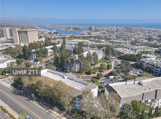 200 McNeil Ln APT 211, Newport Beach, CA 92663