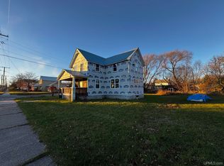 215 Michigan Ave, Baraga, MI 49908