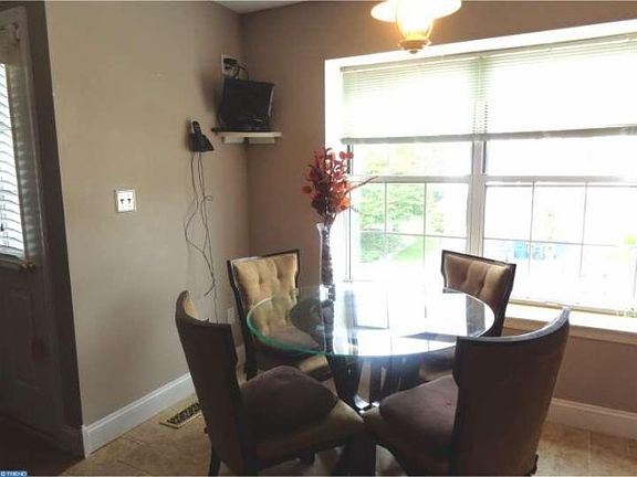 5th image of 219 Vercelli Dr