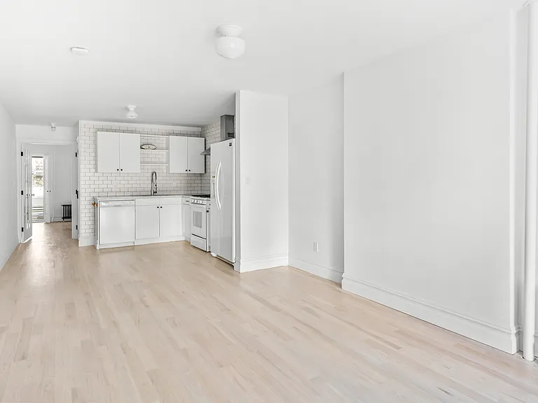 536 2nd St #GARDEN — Photo 3