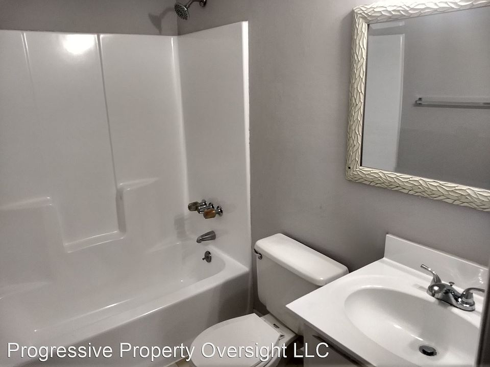 1st image of 101 Delwood Cir APT A