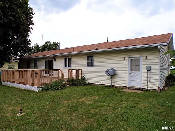 3rd image of 476 E 4th Ave