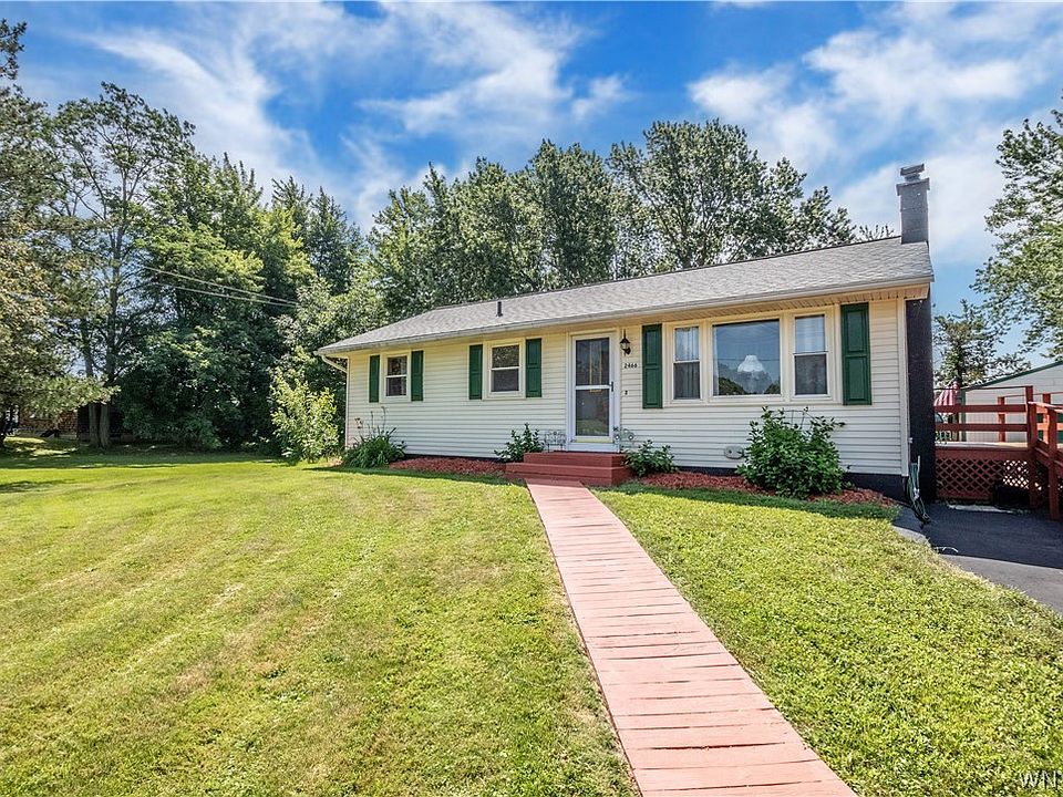 1st image of 2466 Balmer Rd
