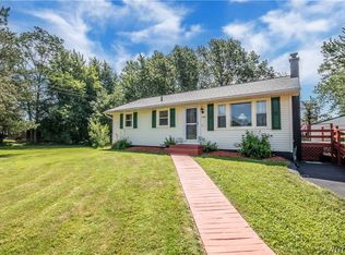 2466 Balmer Rd, Ransomville, NY 14131
