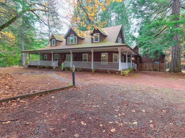 570 Idlewild Dr, Cave Junction, OR 97523