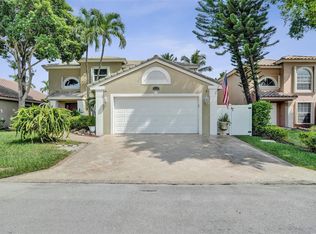4739 NW 3rd Ct, Deerfield Beach, FL 33442