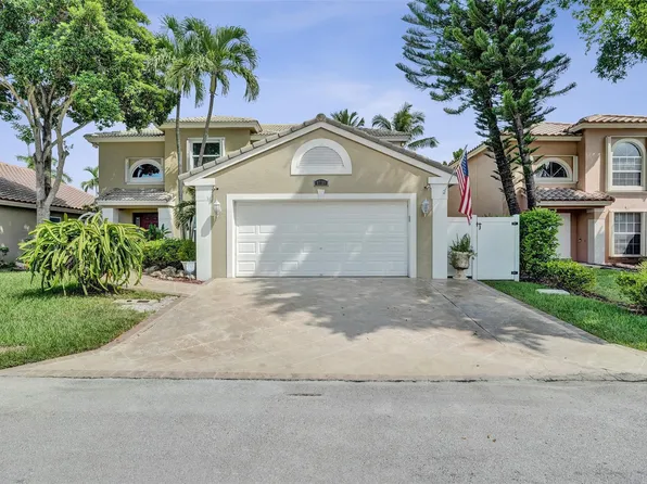 4739 NW 3rd Court, Deerfield Beach, FL 33442
