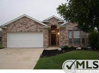 1005 Wynnewood Dr, Glenn Heights, TX 75154