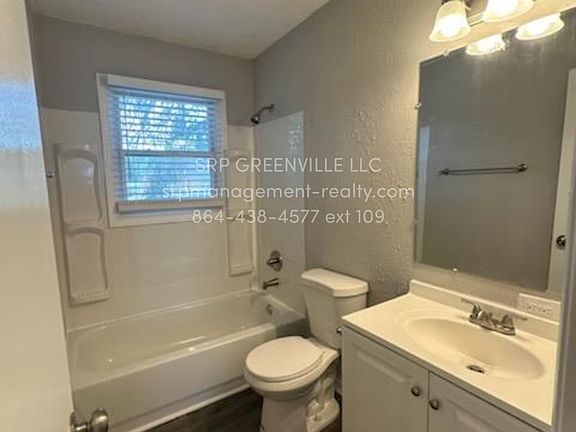 2nd image of 104 Northway Dr #3
