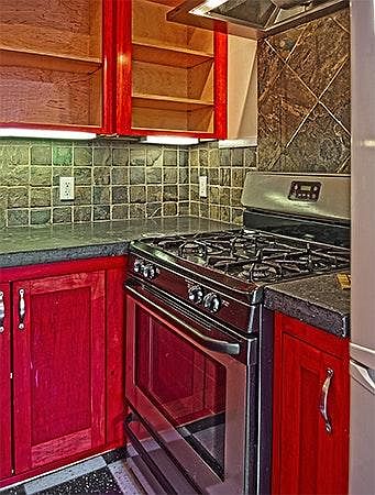 Gas stove