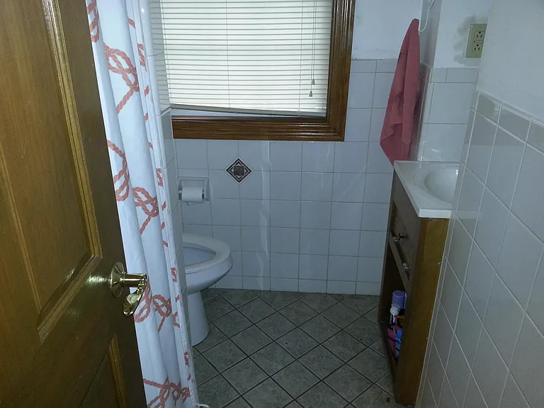 2512 Clark Ave — Photo 13