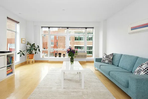 Sold by Brooklyn Bridge | media 18