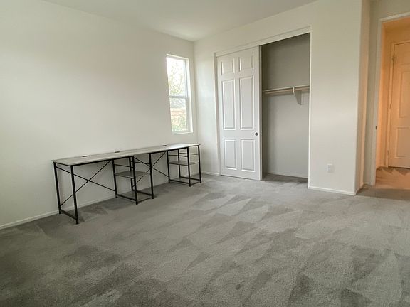 4th image of 32696 Bullard St