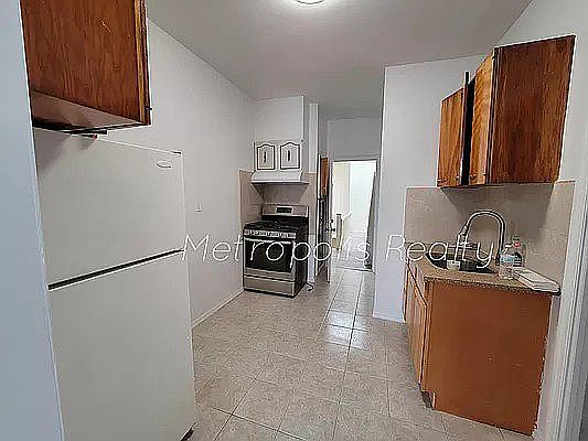 1st image of 23-09 24th Ave #3