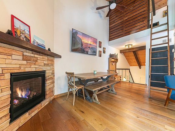 4th image of 2755 N Lake Blvd #5