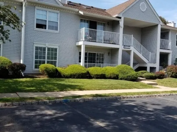 13 Chelsea Ct #13, Franklin Twp., NJ 08823